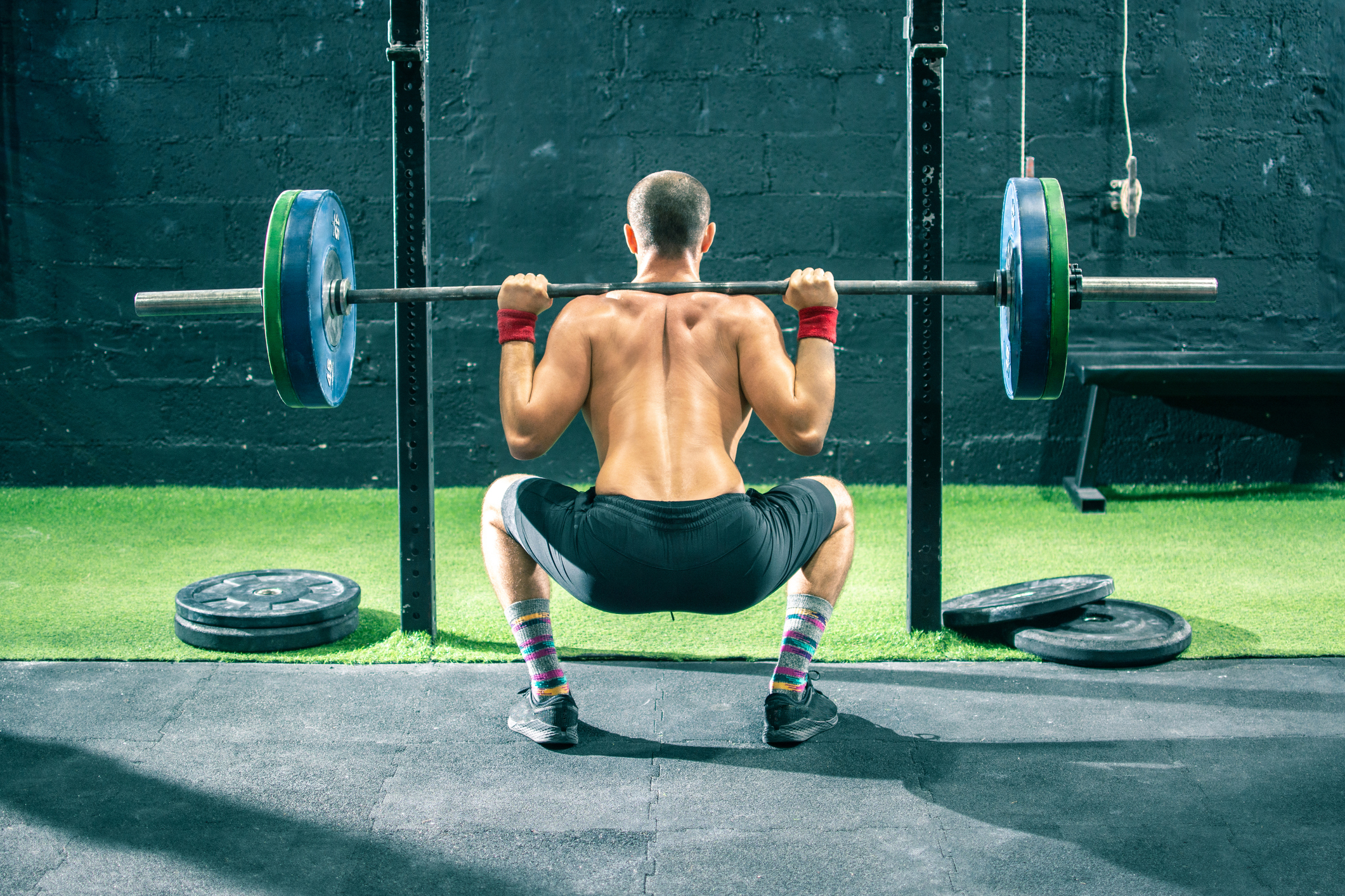 Derin squat, CrossFit antrenmanlarında en yaygın egzersizlerden biridir.